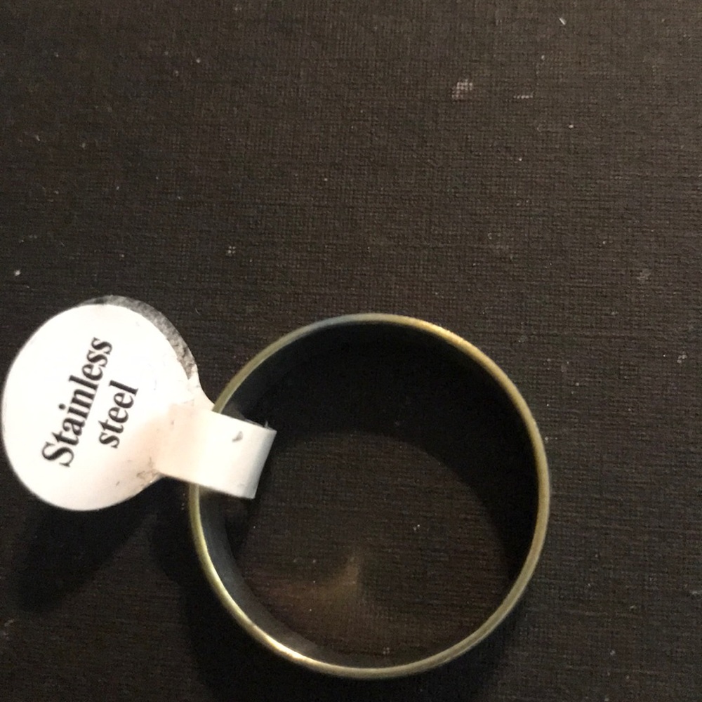 Multicolored ring - Picture 2 of 3